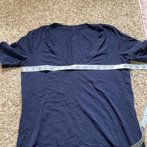 LuluLemon Midnight Blue Short Sleeve T-shirt Sm - Picture 5 of 6